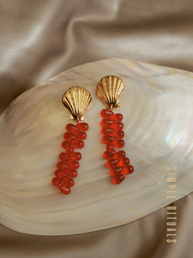 23FW [ Mermaid Tail ] aesthetic Seashell red glass earrings