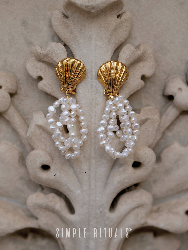 24SS [ Retro Palace ] Mermaid baroque pearl earrings