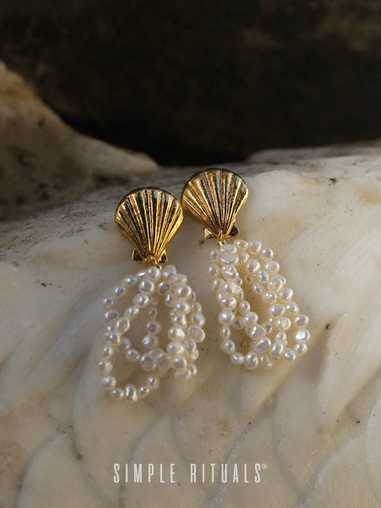 24SS [ Retro Palace ] Mermaid baroque pearl earrings