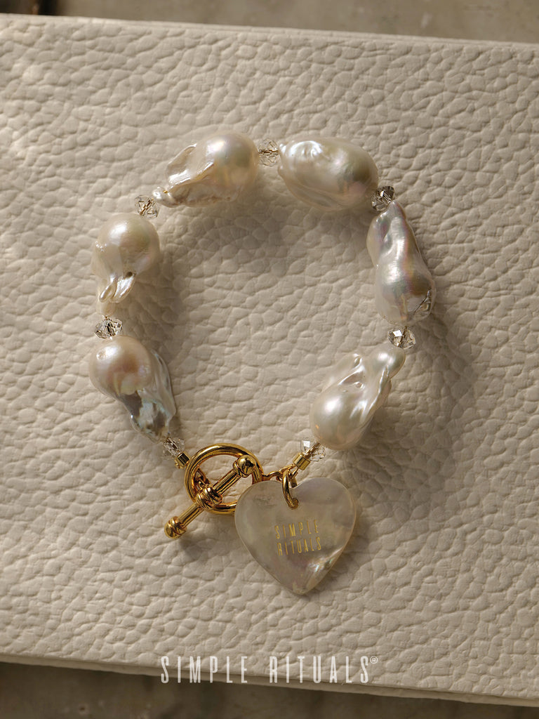 24SS [ Retro Palace ] baroque pearls & crystal bracelet
