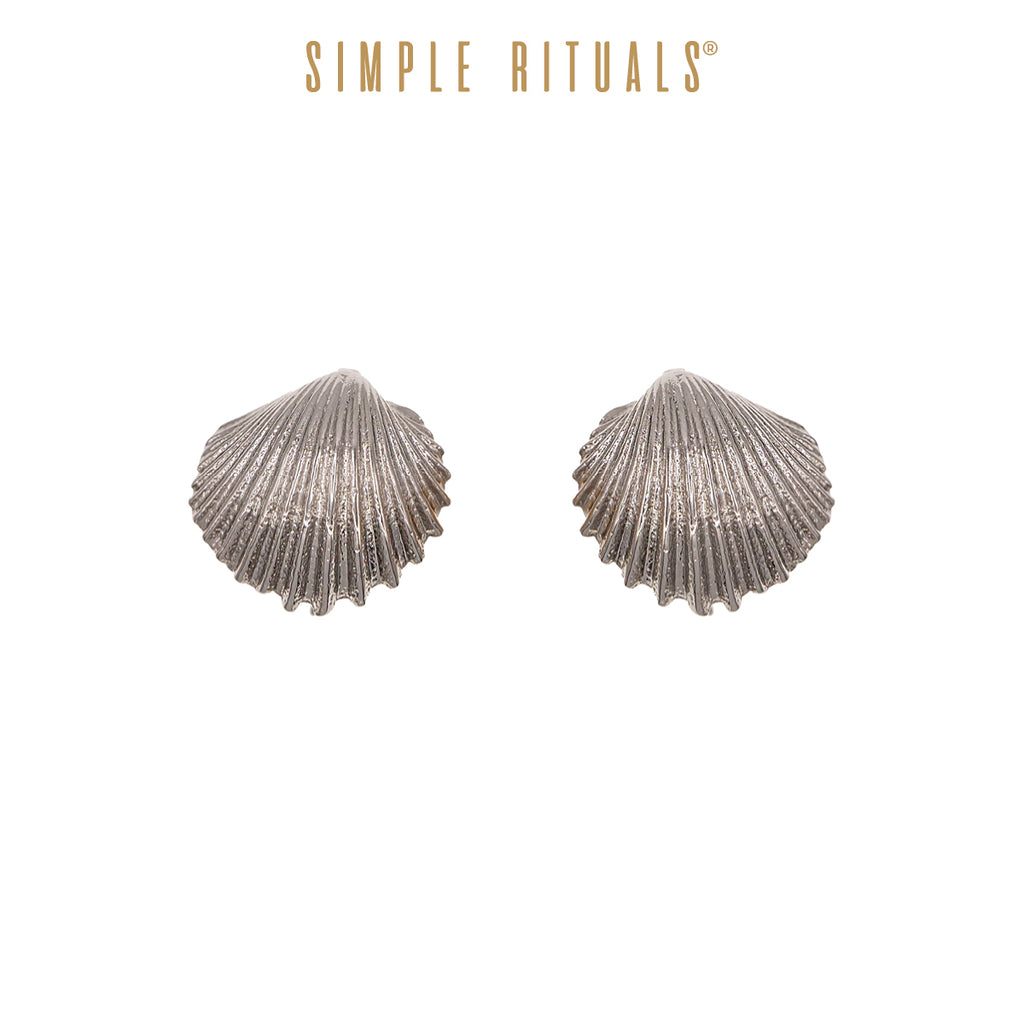 24SS [ Muse of the Sea ] Seashell voce earrings