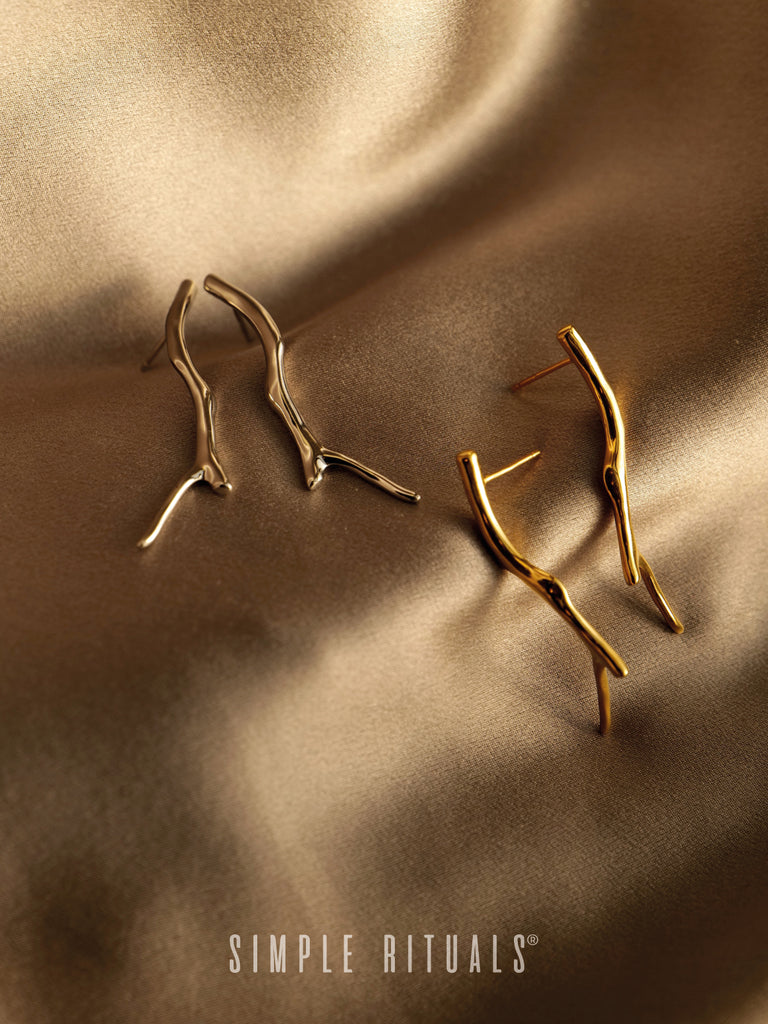 24FW [ the Charms of Natural ] Branches of Elegance earrings
