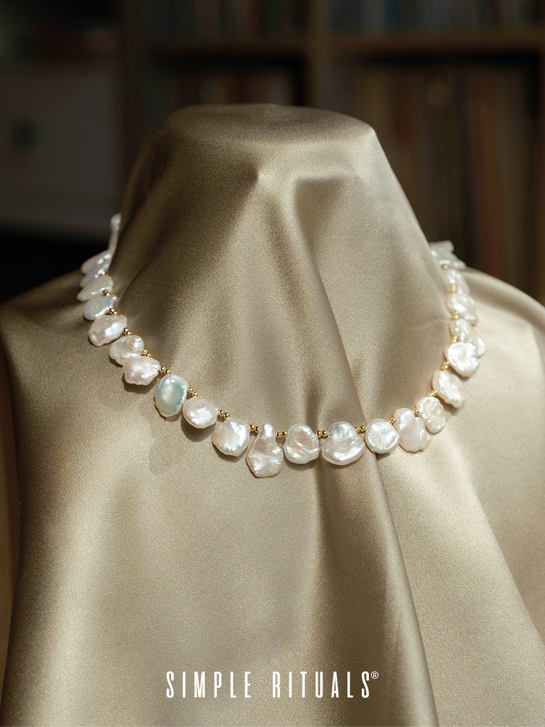 [ Petals ] Freshwater pearls necklace
