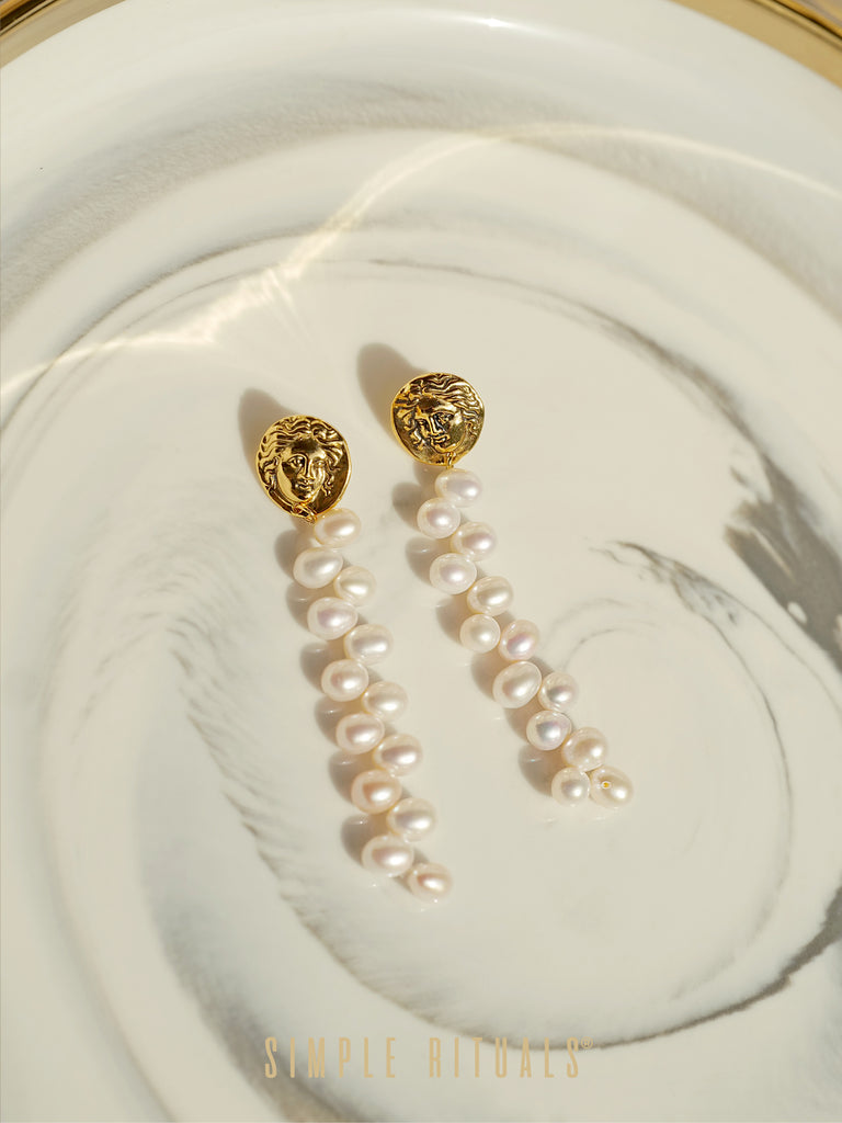 [Ramo di Elaia] Pearls Goddess earrings