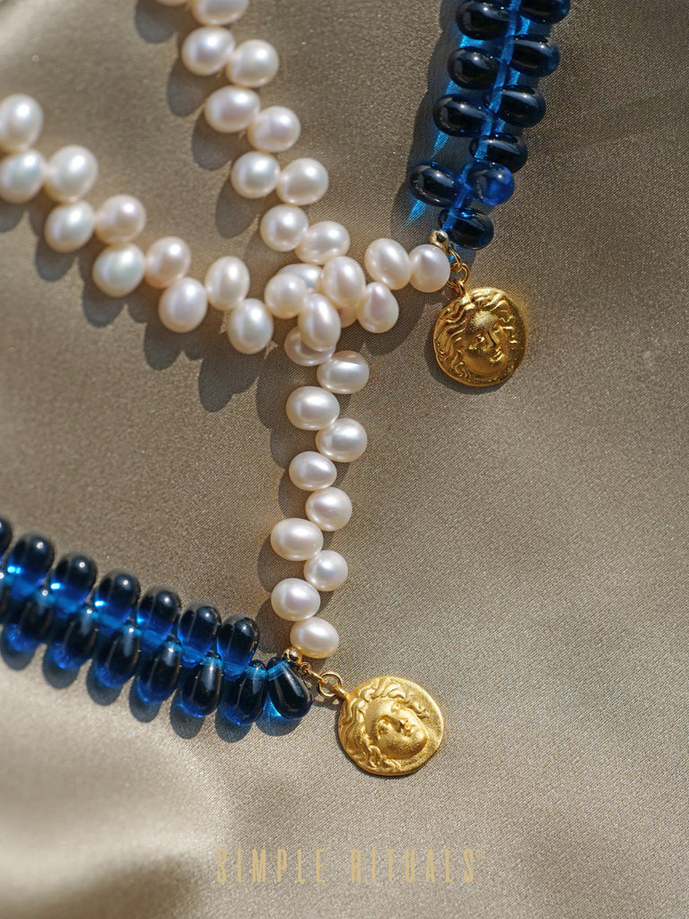 [ Ramo d'Elaia ] Goddess Pearl & Blue Glass Necklace