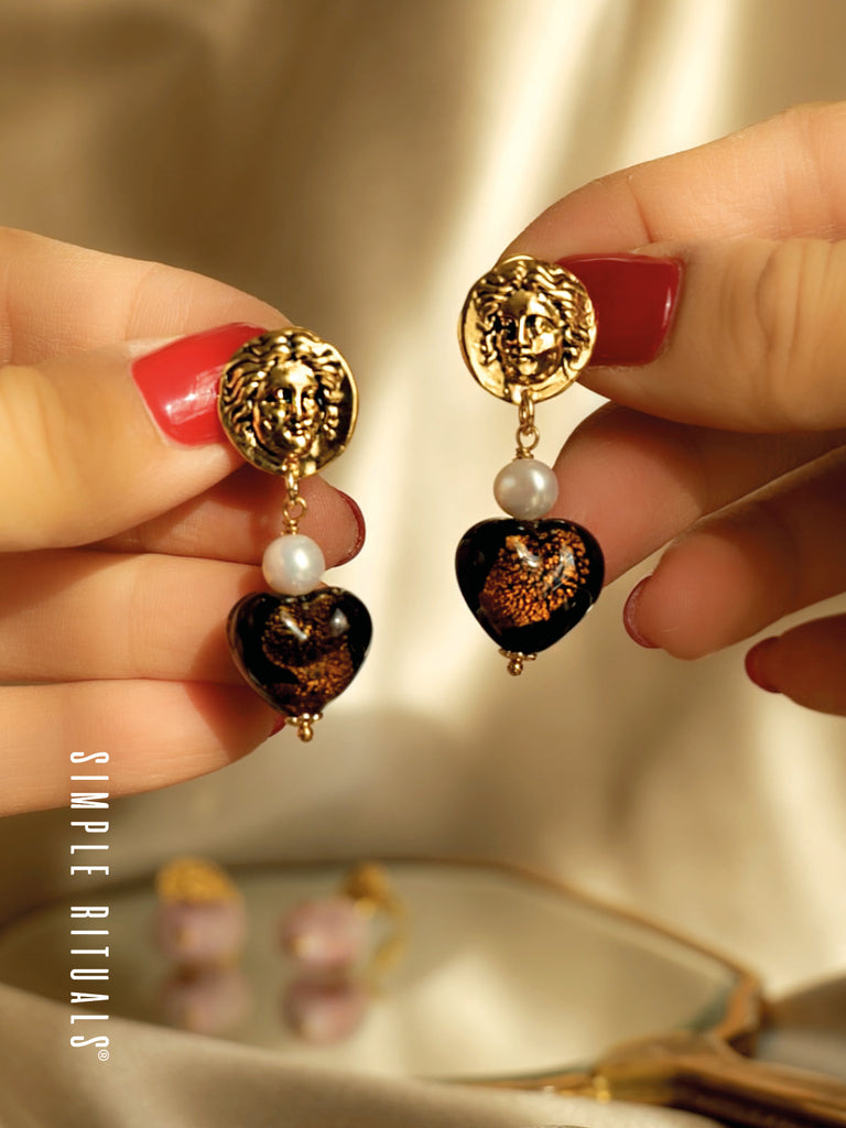 [ Black Pink Heart ] Venice handmade glass with goddess face stud earrings