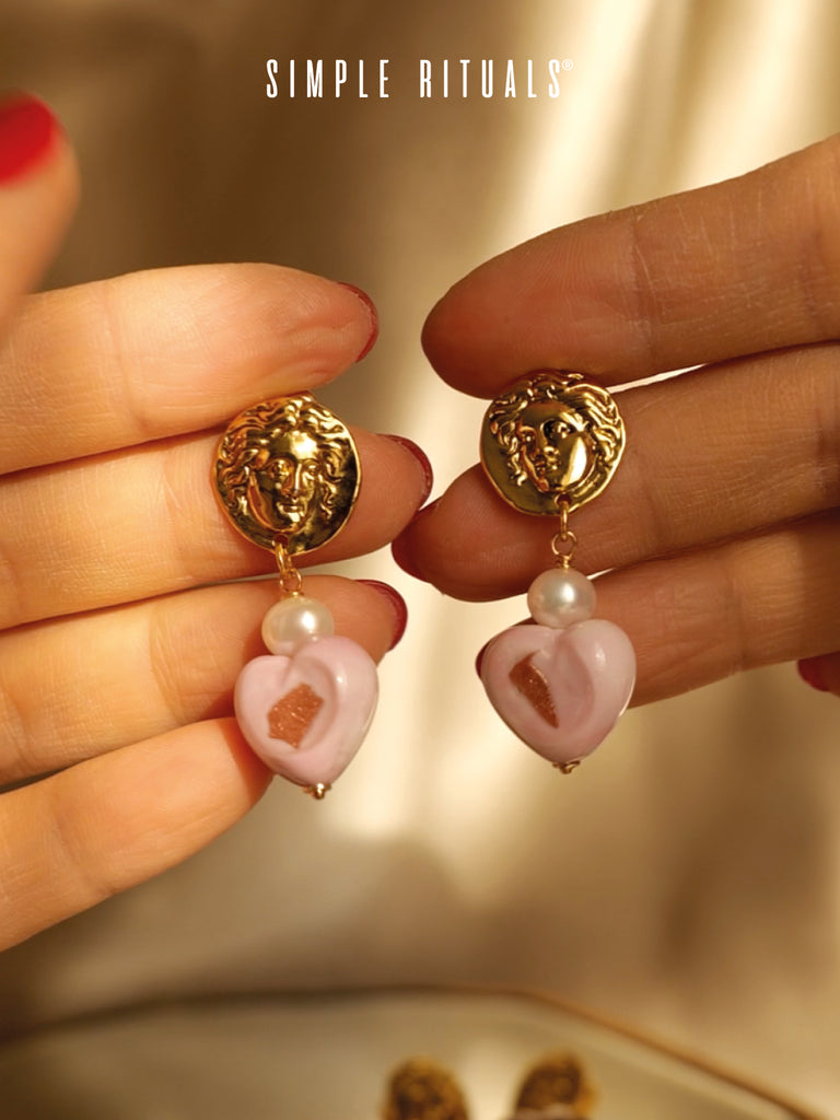 [ Black Pink Heart ] Venice handmade glass with goddess face stud earrings