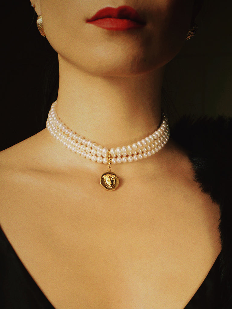 [ Medusa collection ] 3 layers stunning pearl choker
