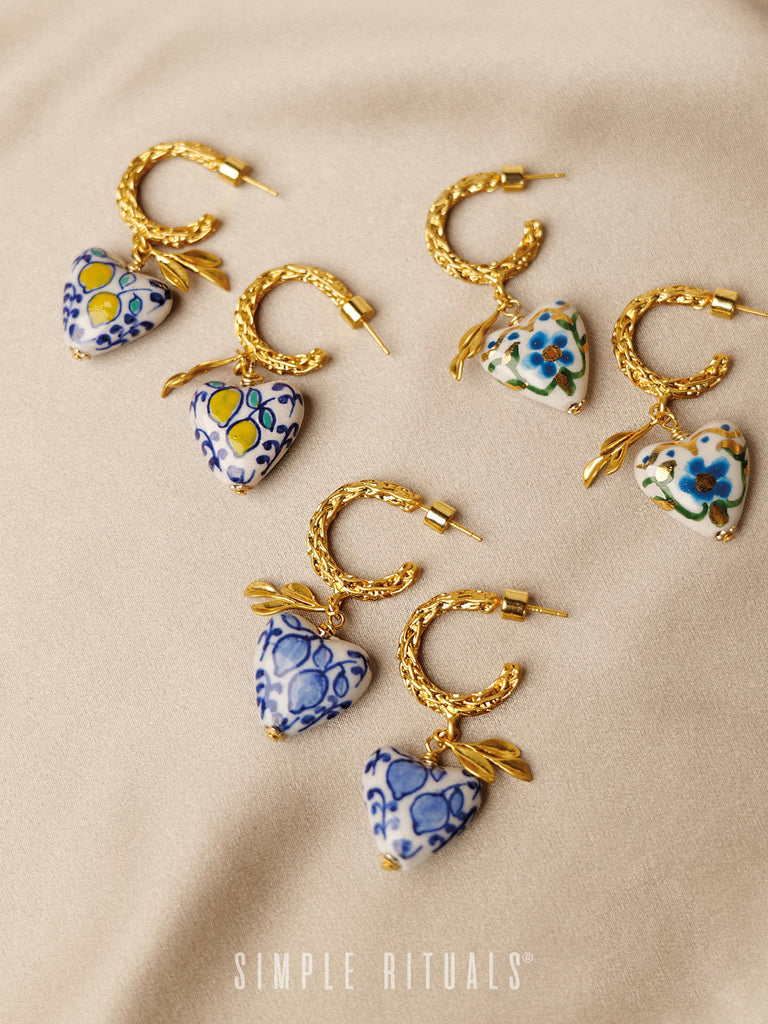 [ Amore estivo ] SS23 Handmade ceramic Golden painting heart earrings