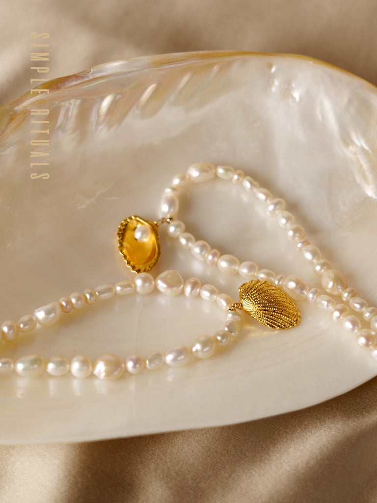 [ Venus born ] Seashell baroque pearl necklace