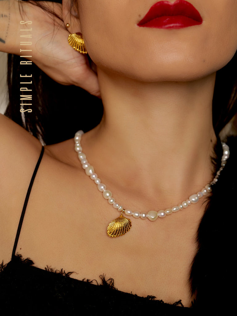 [ Venus born ] Seashell elegant pearl necklace